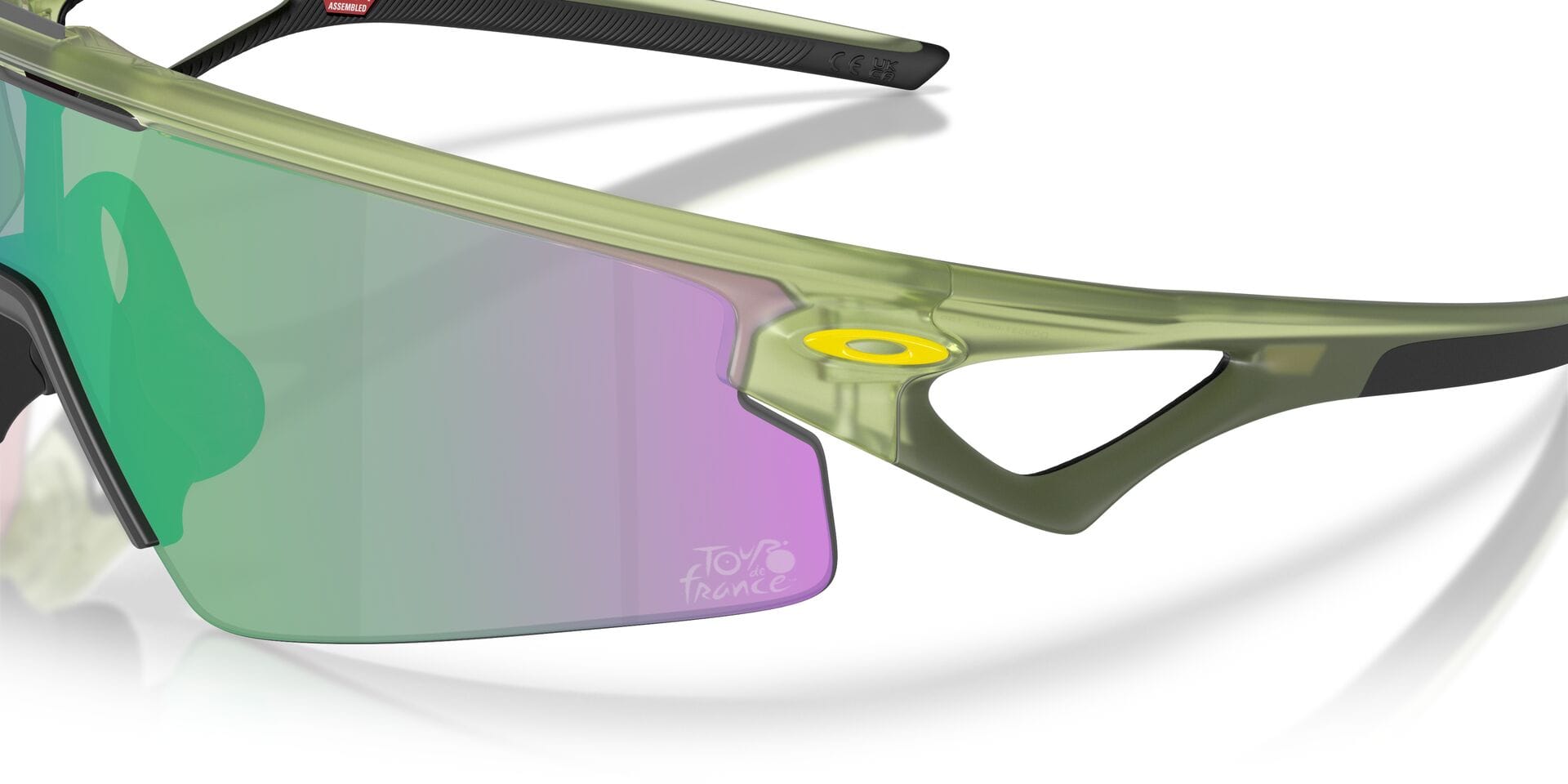 Oakley 0OO9531 Sunglass Green Unisex Full Shell Sunglass — Green frame — view 6