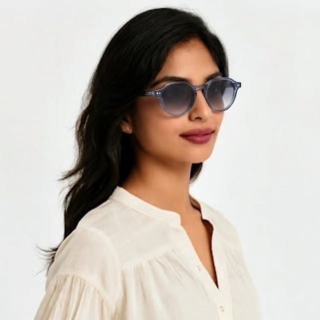 INSPIRA SZ3226 C2 Sunglass — Transparent Blue frame — view 3