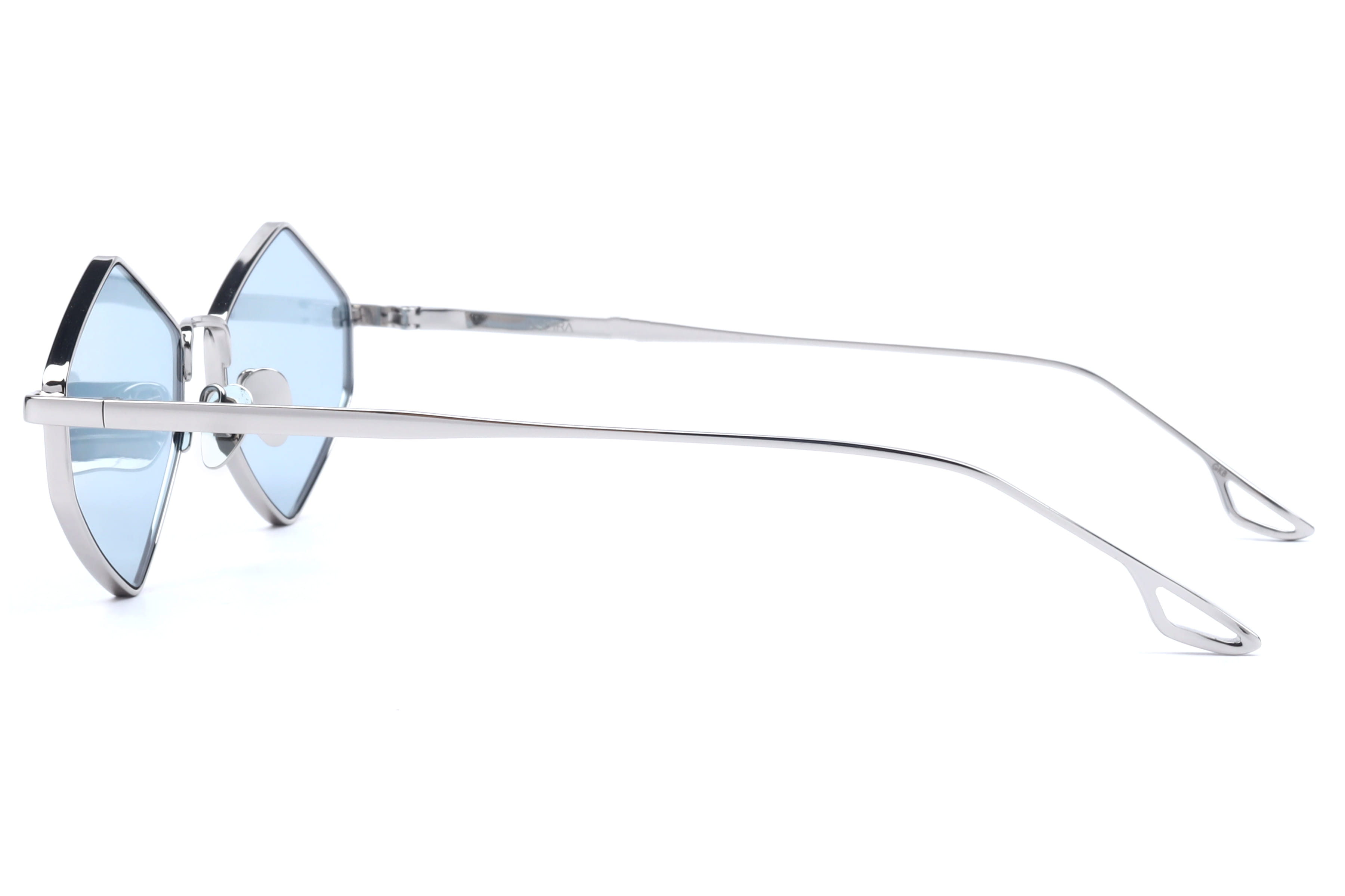 INSPIRA HM2601 C5 Sunglass — Silver frame — view 3