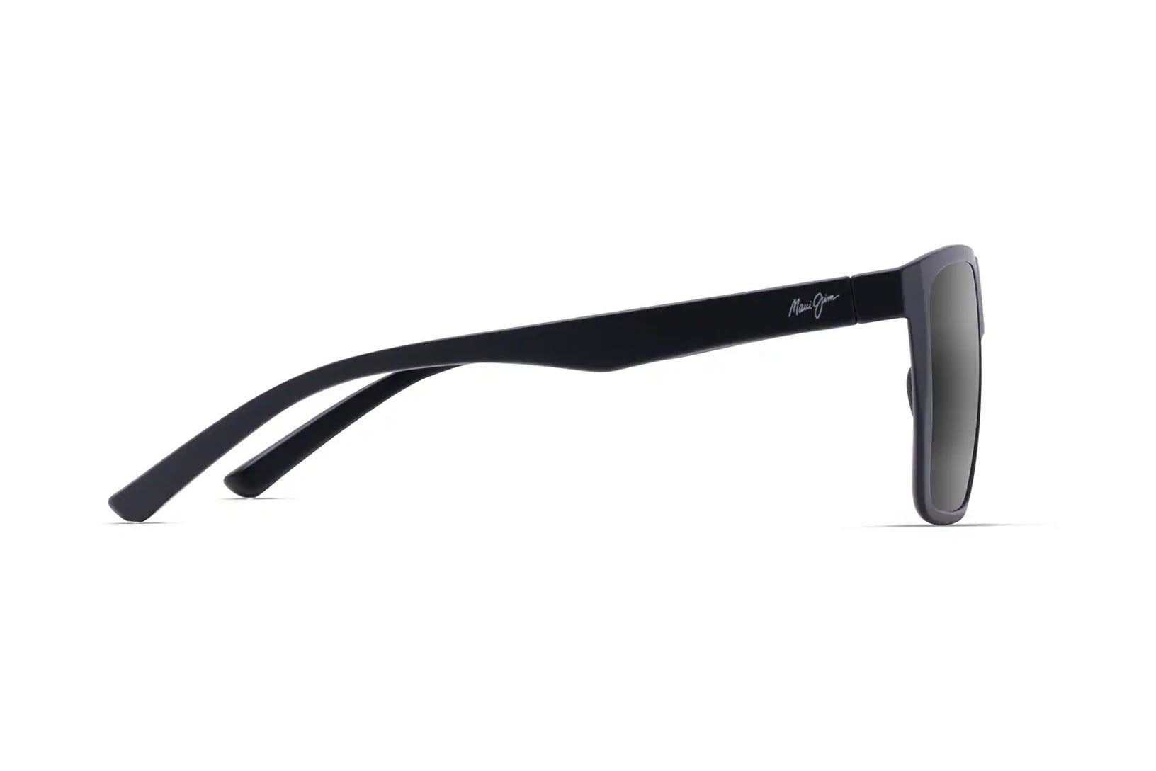 MAUI JIM MJ-455 02 Sunglass — Black frame — view 3